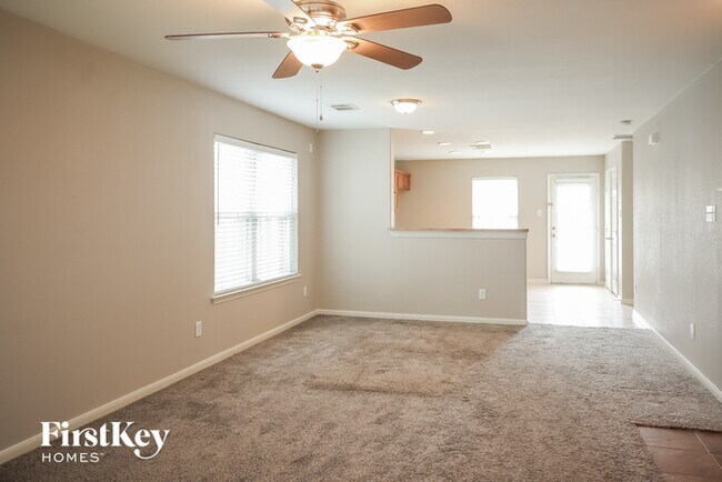 Building Photo - 12910 Regalshire Ct
