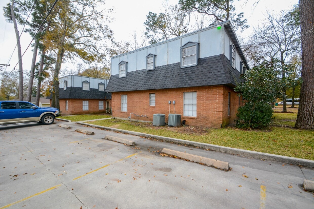Foto principal - 1305 Adams St