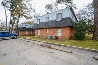 Building Photo - 1305 Adams St