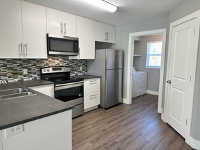 Building Photo - 2806 Bull Run