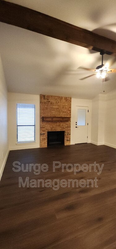 Foto del edificio - 1112 Concord Dr