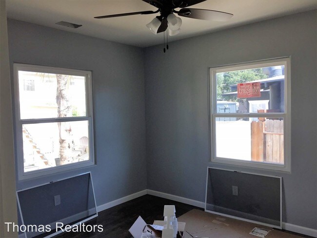 Building Photo - 3329-3329 Dale St