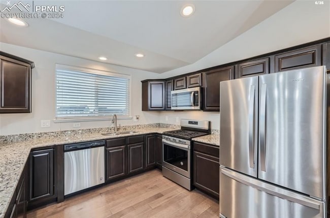Building Photo - 12757 Winding Glen Ln