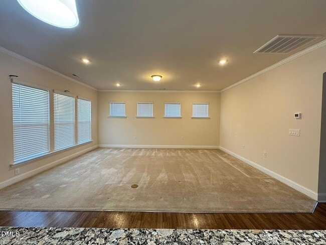 Building Photo - 2323 Bethpage Dr