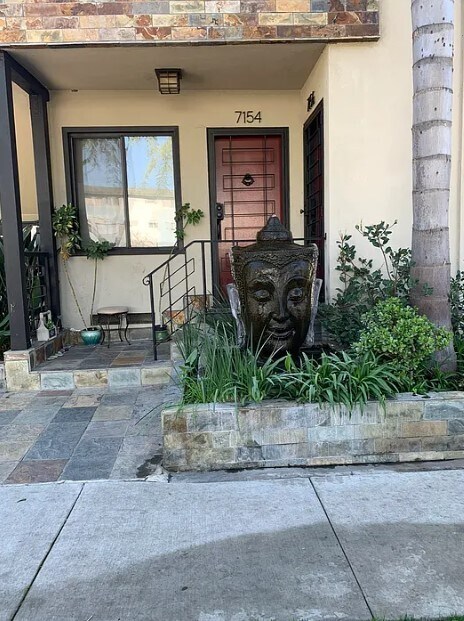 Foto del edificio - 7156-7160 Lexington Ave