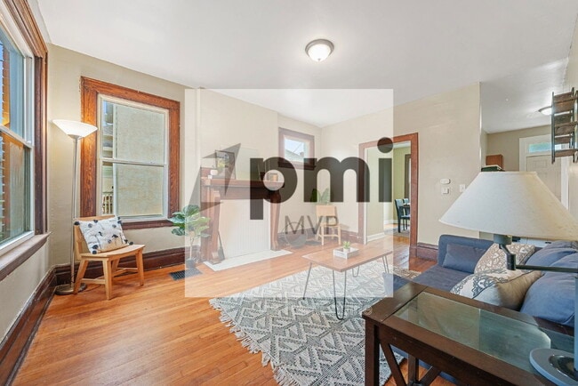 Foto del edificio - 263 E Northwood Ave