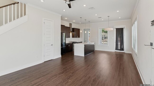 Building Photo - 7112 Kodiak Dr