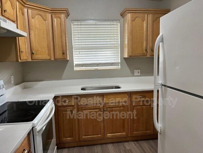 Foto del edificio - 1573 N Hudson St