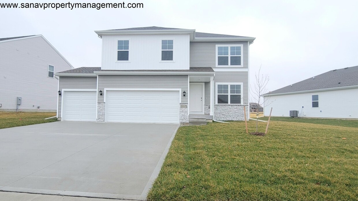 Primary Photo - Turnkey Elegance: 4BR, 2.5BA Two-Story Hav...