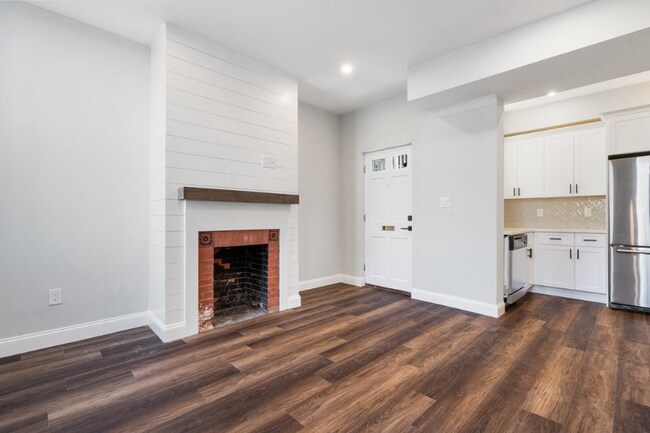 Building Photo - 31 Monadnock St