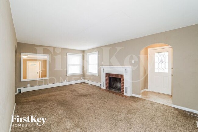 Foto del edificio - 1204 Highgrove Rd