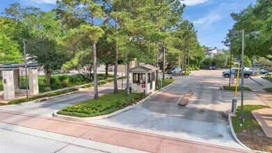 Building Photo - 12625 Memorial Dr