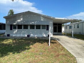 Building Photo - 1204 Calusa Dr