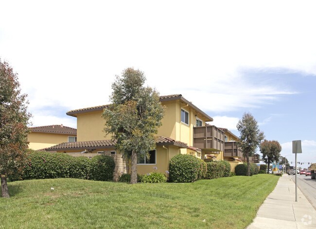 Sea Breeze Apartaments - Sea Breeze Apartments