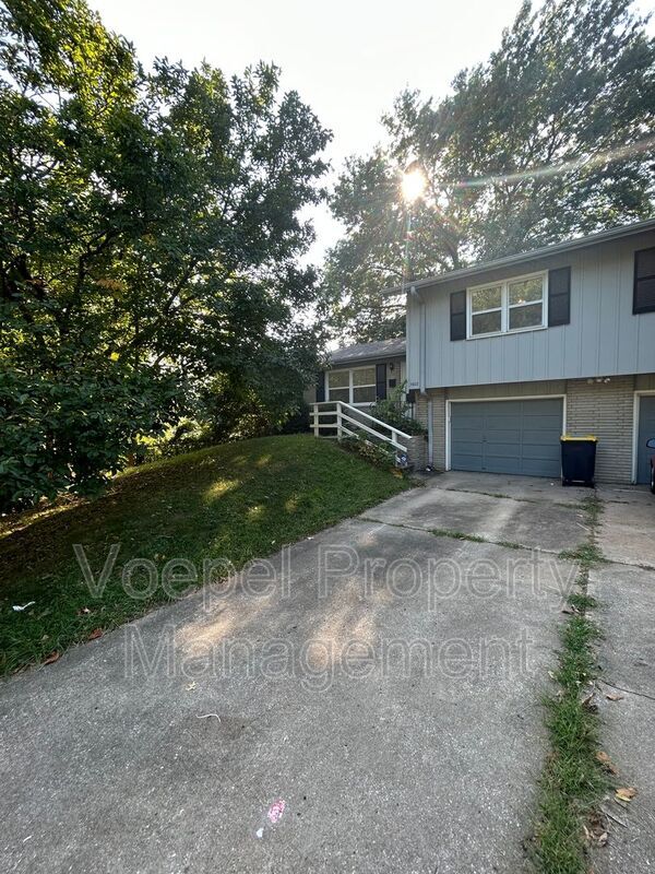 5602 N Strathbury Ave, Kansas City, MO 64151 House Rental in Kansas