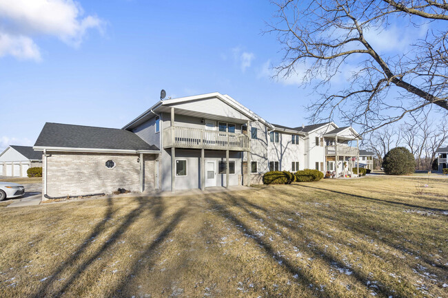 Building Photo - Stoneridge Apartments