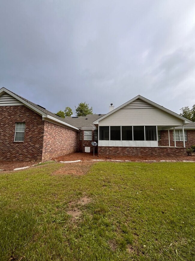 Foto del edificio - North Lowndes County Home