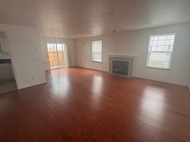 Foto del edificio - 1160 Monroe Ave NE