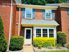 Building Photo - 103 Kingsbridge Ln