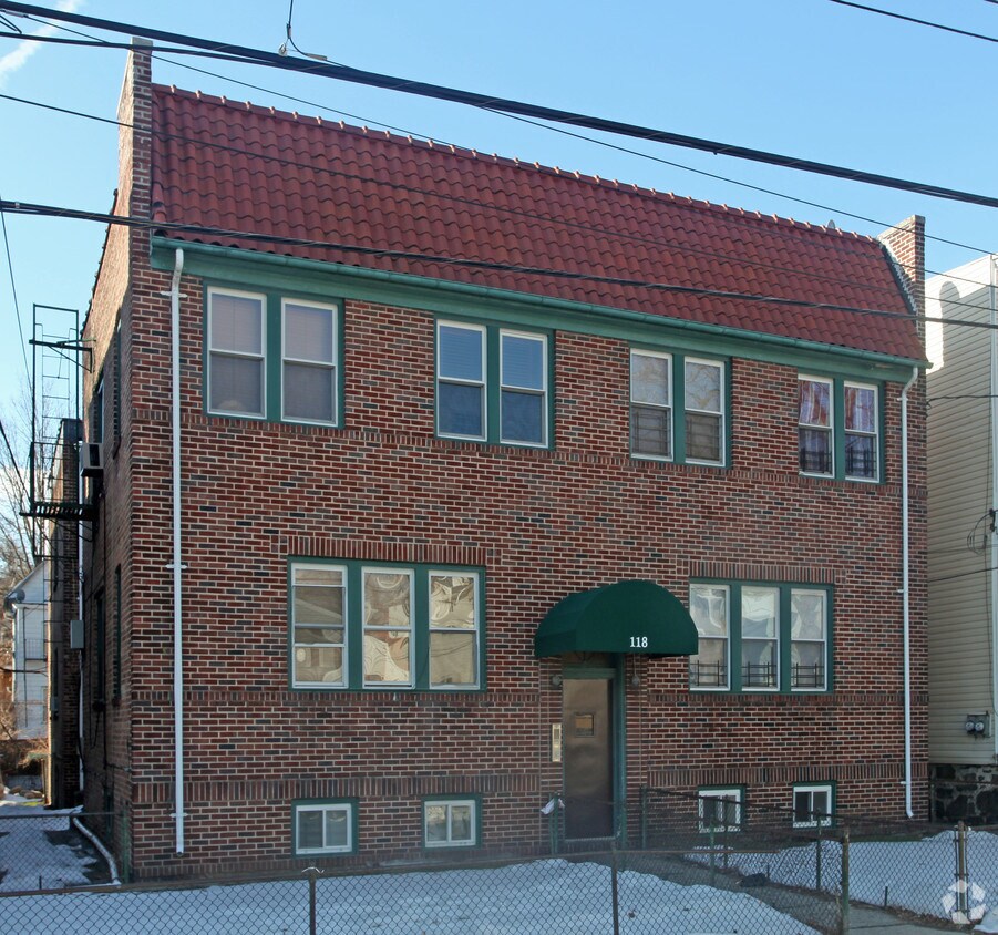 Primary Photo - 118 S 12th Ave