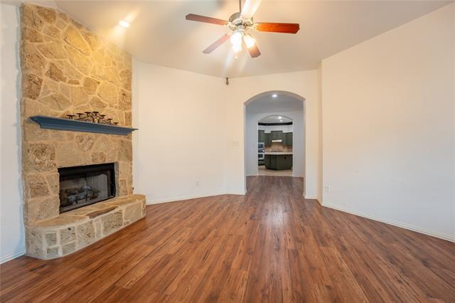 Foto del edificio - 8132 Black Ash Dr