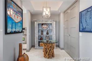 Foto del edificio - 1581 Brickell Ave