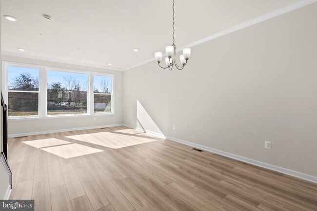 Building Photo - 4847 Vista Green Ln