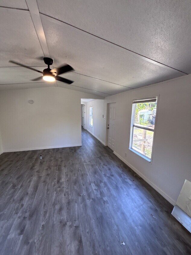 Building Photo - 1514 Alice Ave