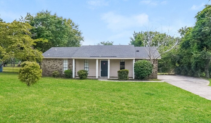 Foto principal - 2380 Travis Pines Dr