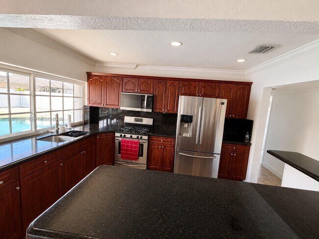 Building Photo - 10955 SW 177th Terrace