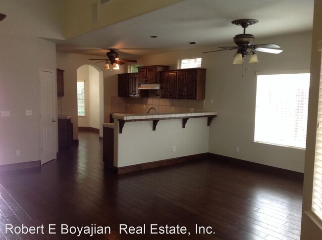 4 br, 3 bath House - 1042 E. Royal Dornoch... photo'