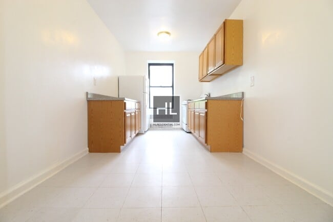 Building Photo - OVINGTON AVENUE