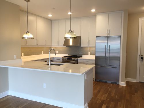 Building Photo - 1 River Rd