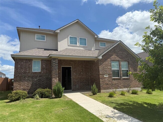 Building Photo - 110 Dedina Dr
