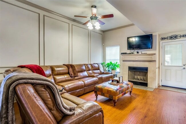 Building Photo - 12629 Oceanside Dr