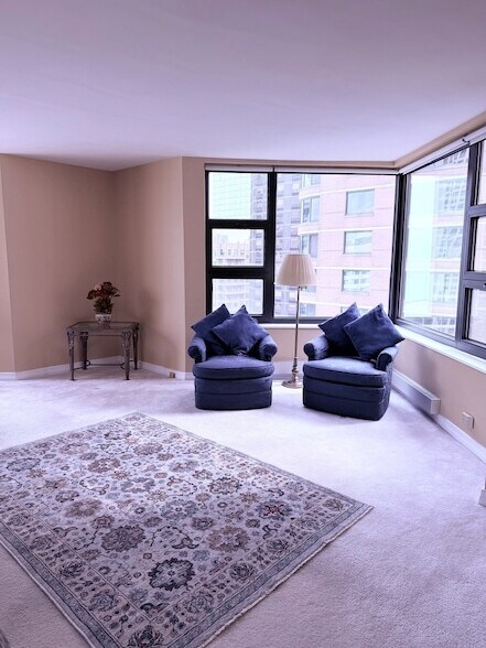 Foto del edificio - 401 E Ontario St