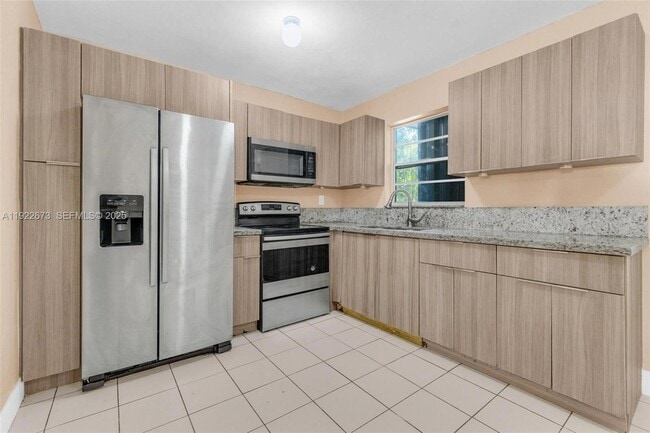 Building Photo - 10220 SW 178th St