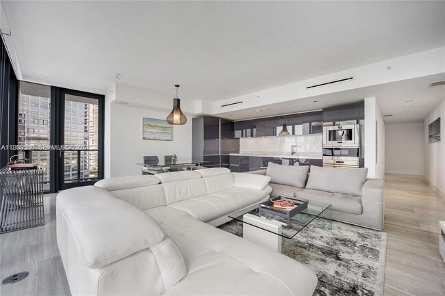 Foto del edificio - 1451 Brickell Ave