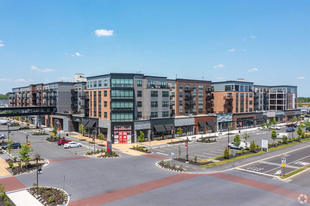 Residences at The Promenade Apartments Dreshertown & Welsh Rd Dresher