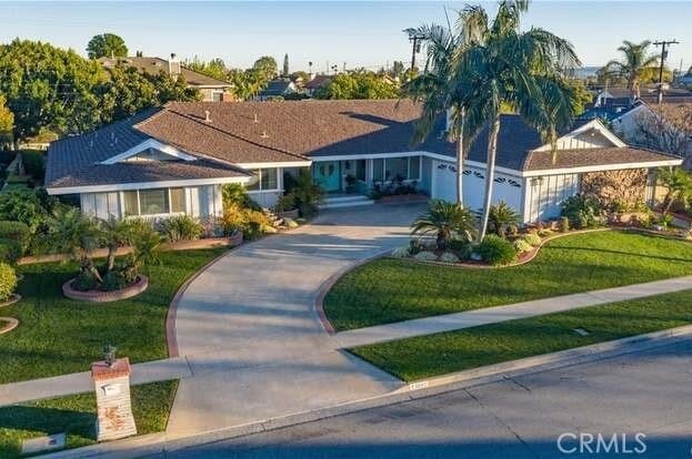 Building Photo - 13692 Rushmore Ln