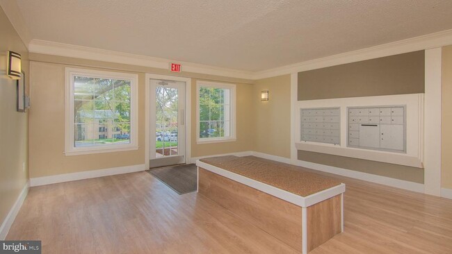 Building Photo - 7640 Tremayne Pl