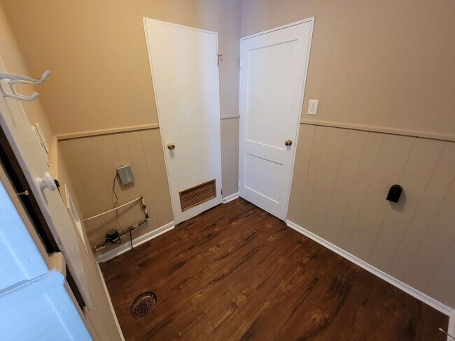 Building Photo - 1003 Sorg Pl 3BR/1BA (Middletown)