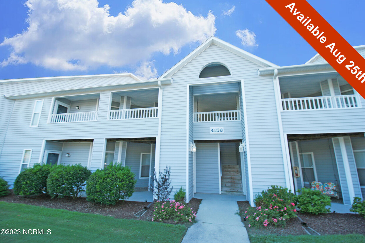 Primary Photo - 4158 Breezewood Dr