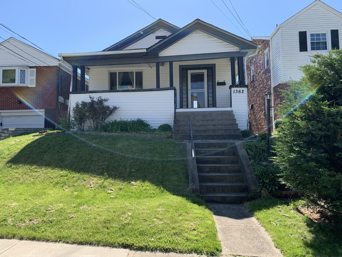 1362 Hawthorne Street, Pittsburgh, PA 15201 House Rental in