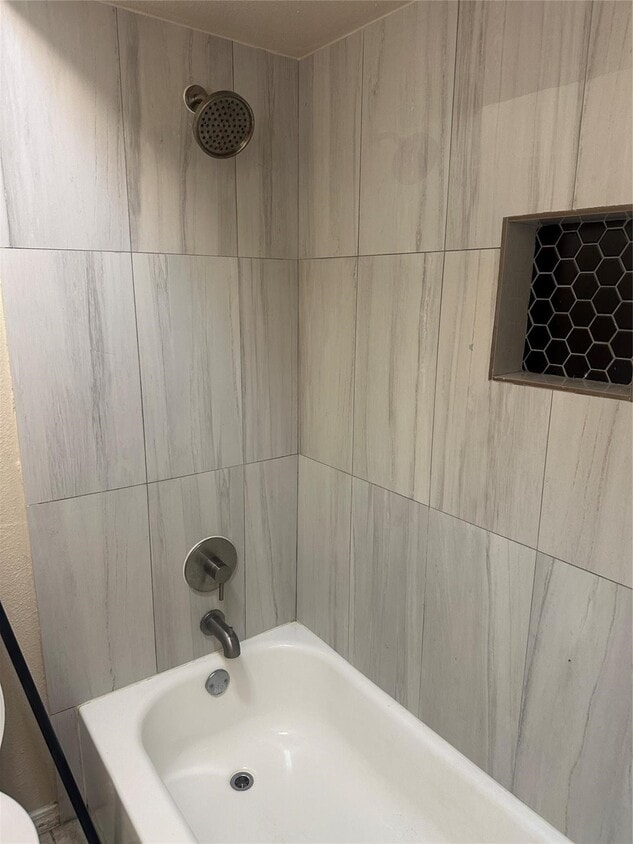 Primary Photo - 12654 Ashford Meadow Dr