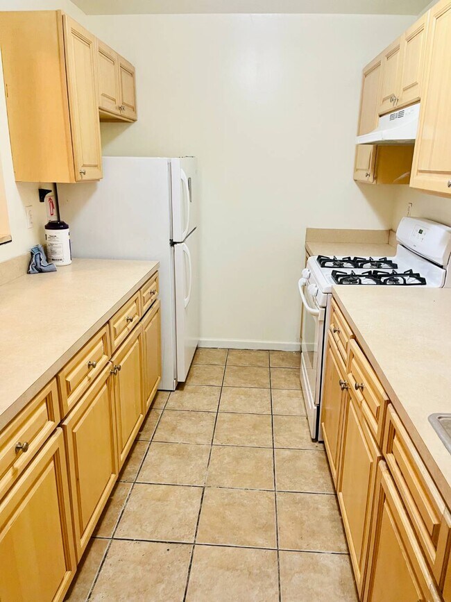 Foto del edificio - 2318 Atlantic Ave