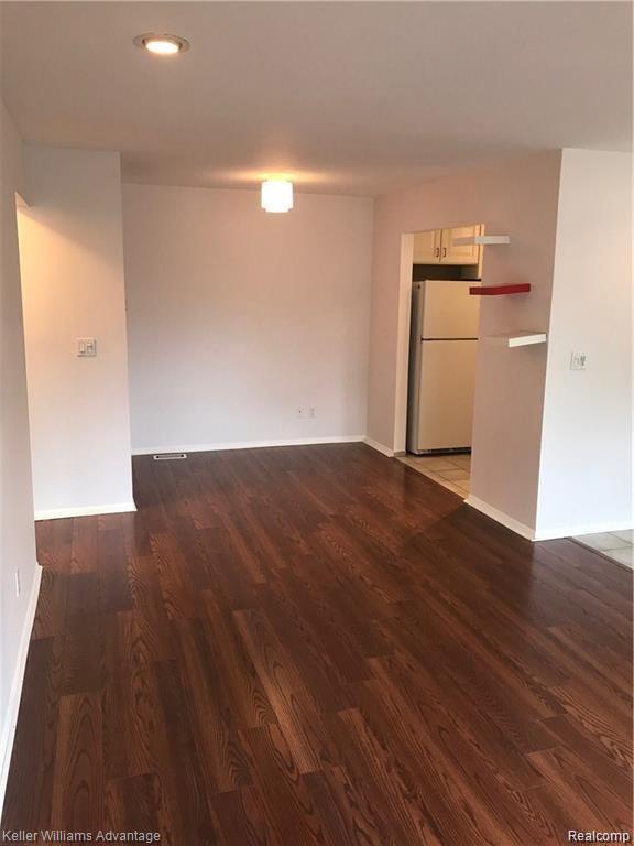 29464 Bobrich St Unit 49, Livonia, MI 48152 Condo for Rent in Livonia
