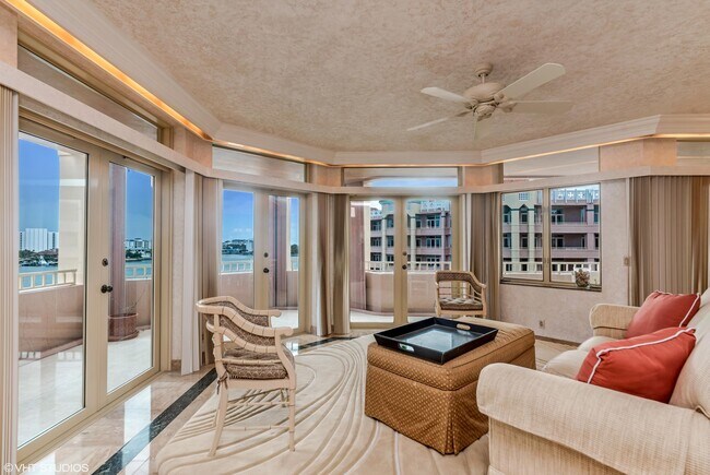 Foto del edificio - 300 SE 5th Ave