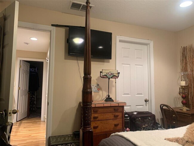 Foto del edificio - 1903 Fiesta Ridge Ct