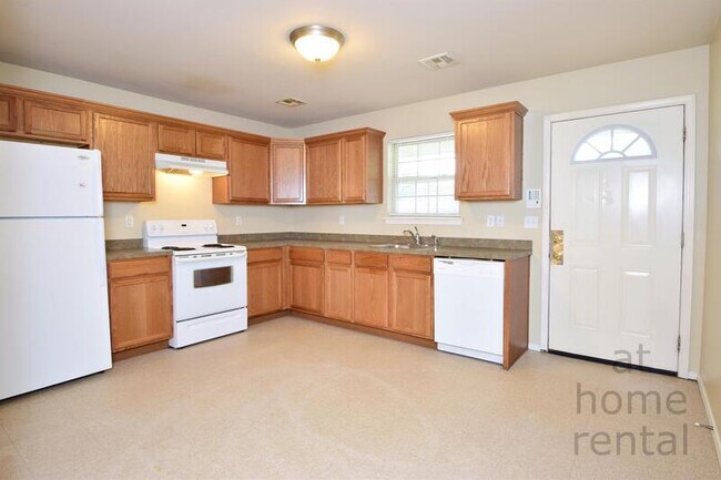 Foto del edificio - 6013 S Madison Pl